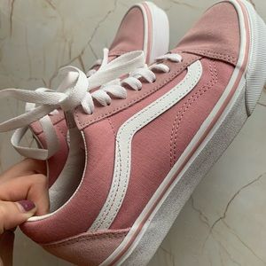 Like New Lace Up Pink Vans